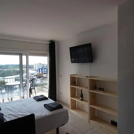 Estudio Con Vistas, *
