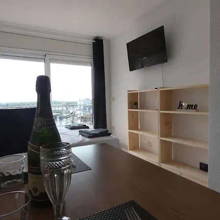 Estudio Con Vistas, Apartmán